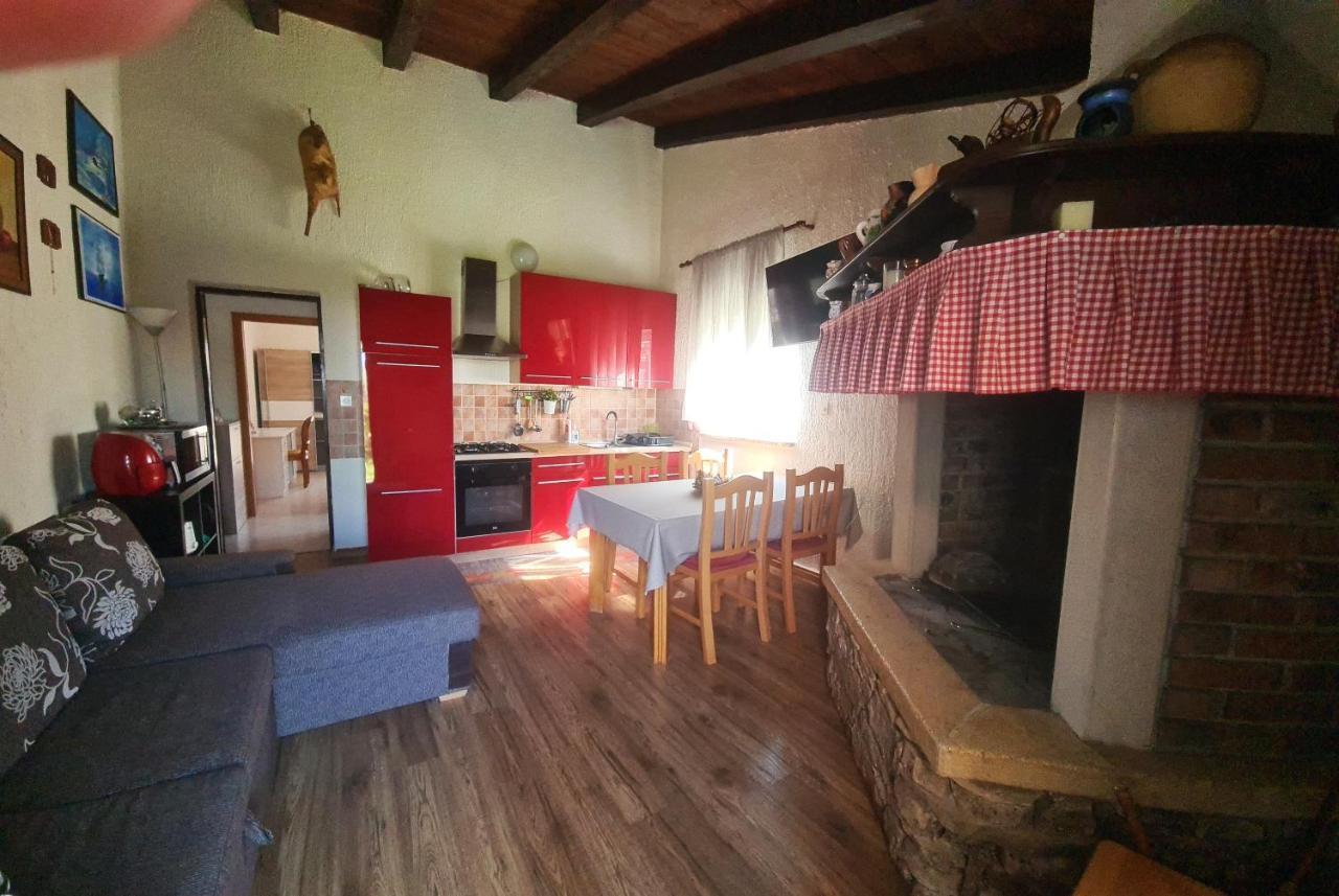 Apartman Kos Rosini Exteriör bild