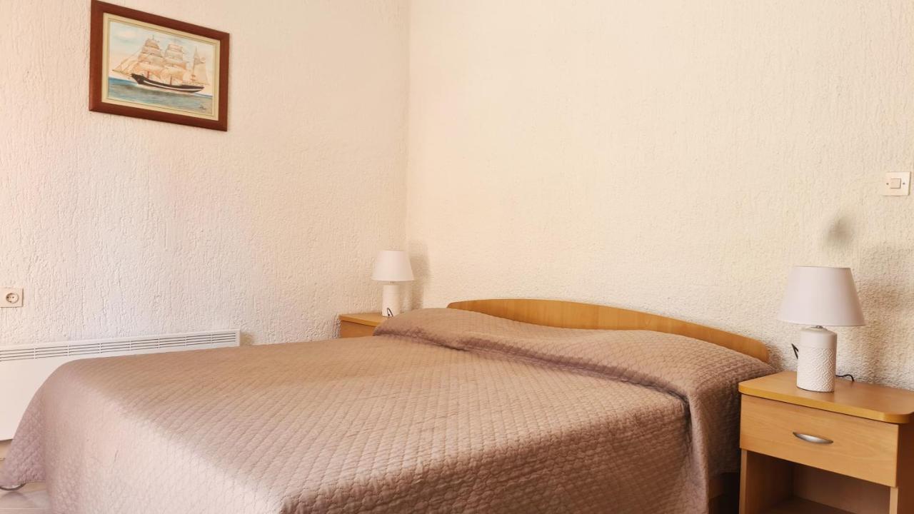 Apartman Kos Rosini Exteriör bild